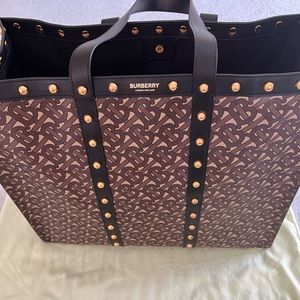 Handbag 👜 Burberry authentic